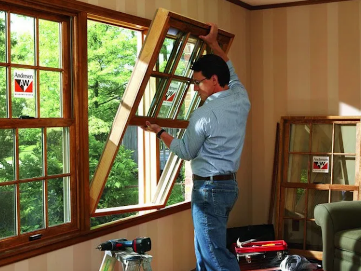 WHEN DO YOU REPLACE YOUR WINDOWS? - Home TLC Mag