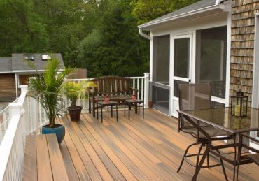 Deck Design Ideas for Small Yards