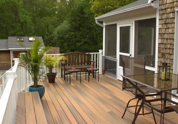 Deck Design Ideas for Small Yards